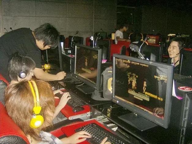 从端游向手游的转变，开创国内网游时代的延续