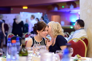 灌醉美女游戏,探索虚拟世界的情感与伦理 灌醉美女游戏,探索虚拟世界的情感与伦理