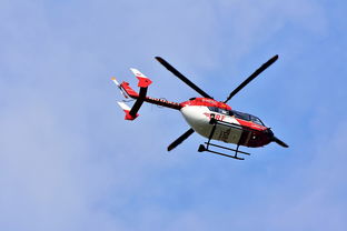 以军称约30枚火箭弹进入领空,事件背景与影响分析 以军称约30枚火箭弹进入领空,事件背景与影响分析